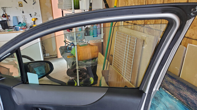 Yaris side window and door after replacement.